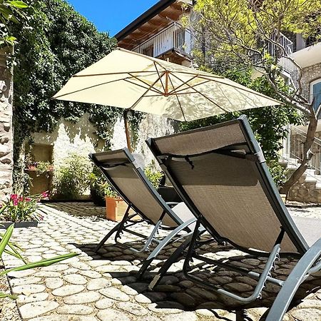 Apartamento Borgo Dei Sogni San Felice del Benaco Exterior foto