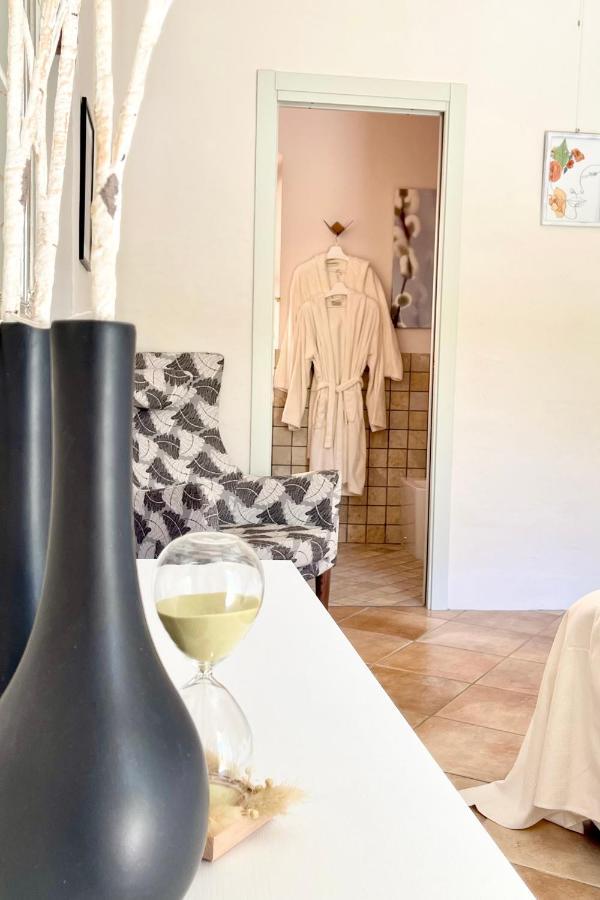Apartamento Borgo Dei Sogni San Felice del Benaco Exterior foto